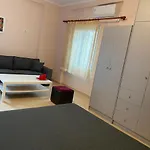 Yiannis & Victoria Villa