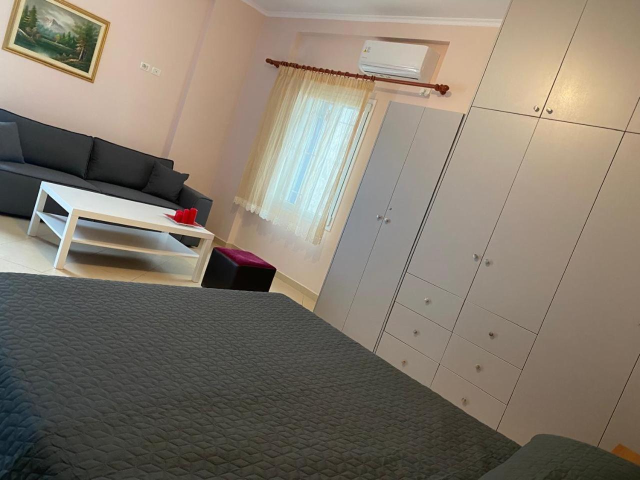 Yiannis & Victoria Apartamento *